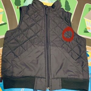 The Childrens Place Vest Boys 7/8